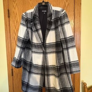 Steve Madden Women's Black and White Plaid Blazer
